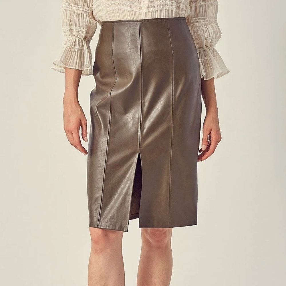 OLIVE FRONT SLIT SKIRT